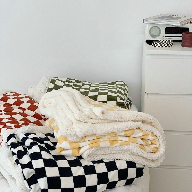 checkered-plaid-throw-blankets